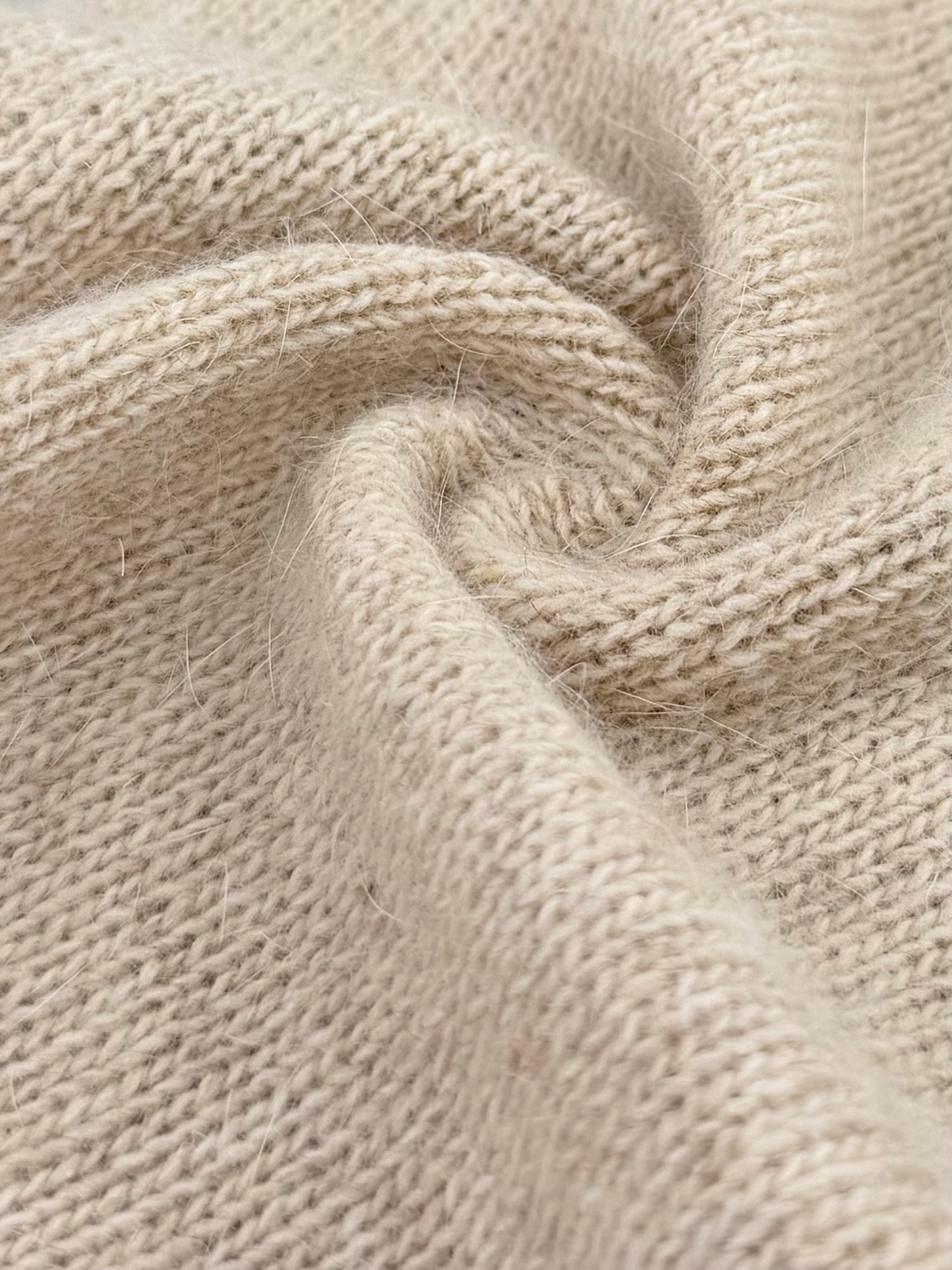 Capricci Filati Art. Ella Nm 1/15 – Fil classique en mérinos et angora col. Beige naturel photo 3